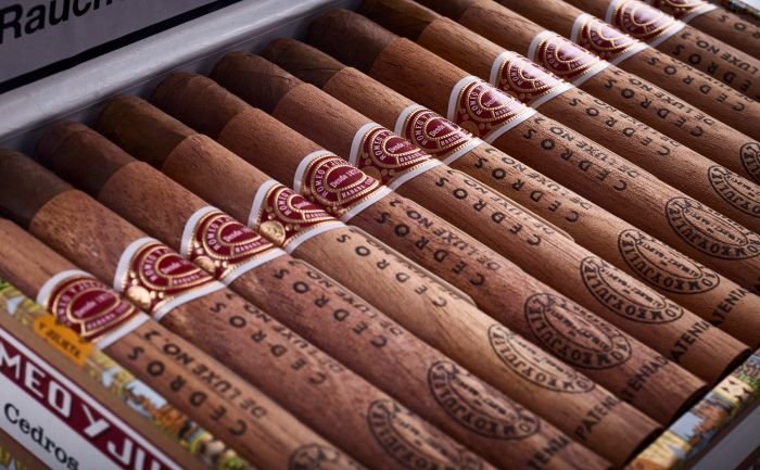 Romeo y Julieta - Cedros de Luxe No.2 - Image 9