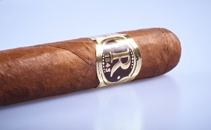 VEGAS ROBAINA FAMOSOS CIGAR - Image 6