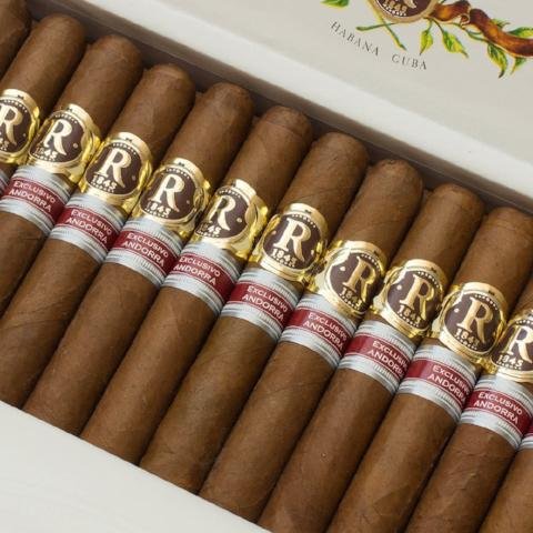 VEGAS ROBAINA SHORT ROBAINA CIGAR (EX. ANDORRA 2014) - Image 4